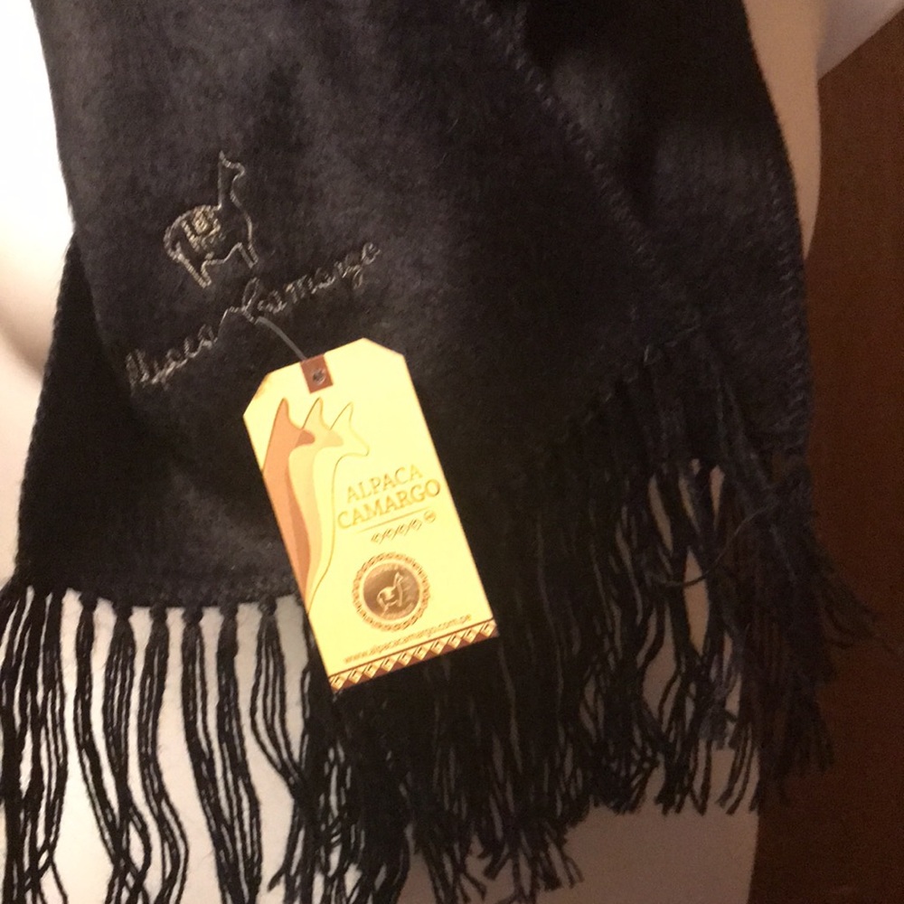 Scarf - Picture 3 of 3